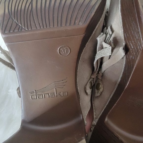 Dansko Clogs - Picture 9 of 12